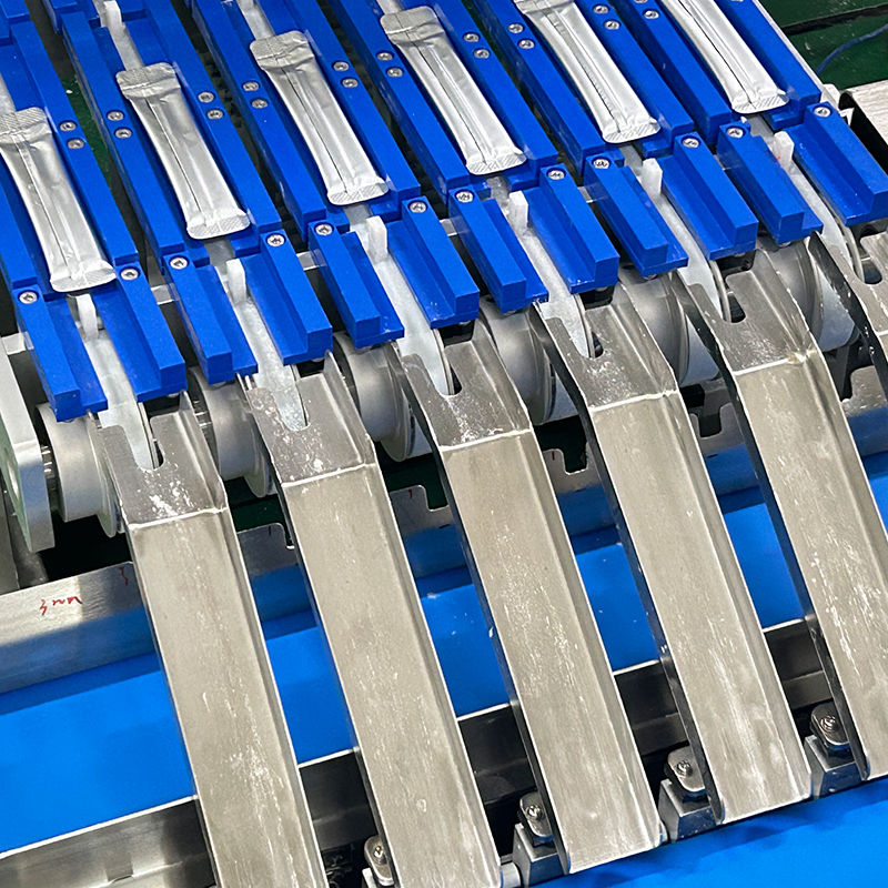 Автомобильная многополосная упаковка мешочек многополосный трек кетчуп жидкий мешочек упаковочные машины многополосные медовые мешочки упаковочная машина