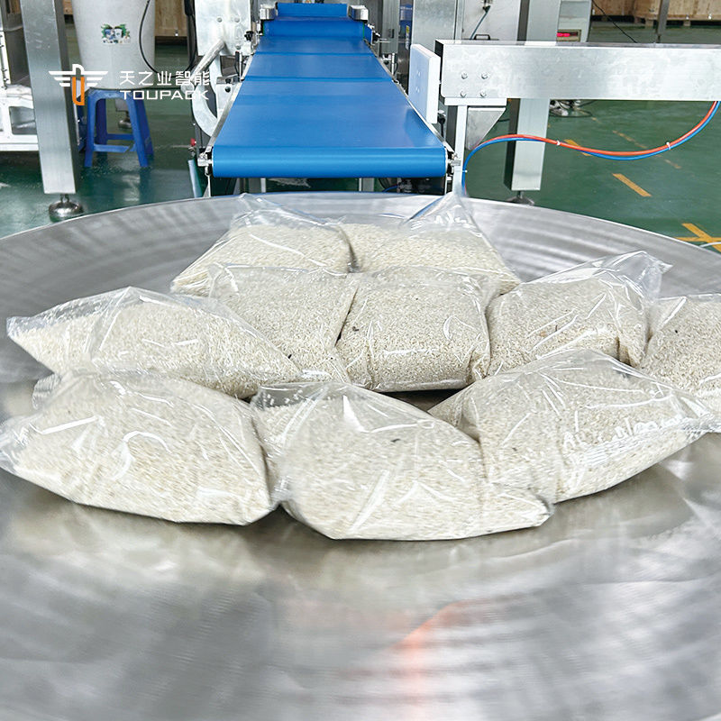 Автоматическая писташная попкорн кукурузные хлопья обжарка арахисов упаковочная машина орехи кешью многоголовый весовой упаковочная машина