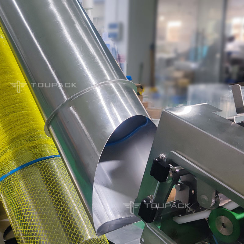 Полуавтоматическая машина для упаковки в сетчатые мешки арахиса, апельсинов, фруктов, овощей, картофеля, чеснока, лука